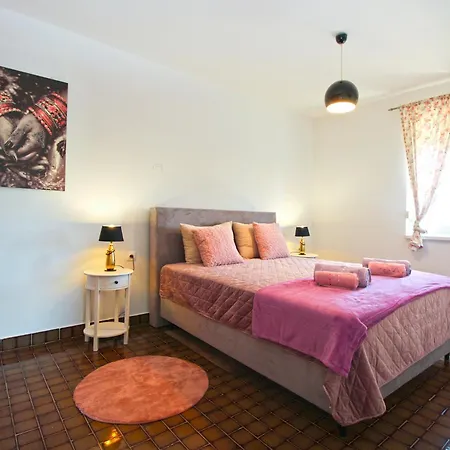 Apartment 2347