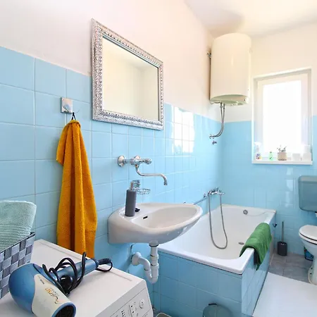 2347 Apartment Pula